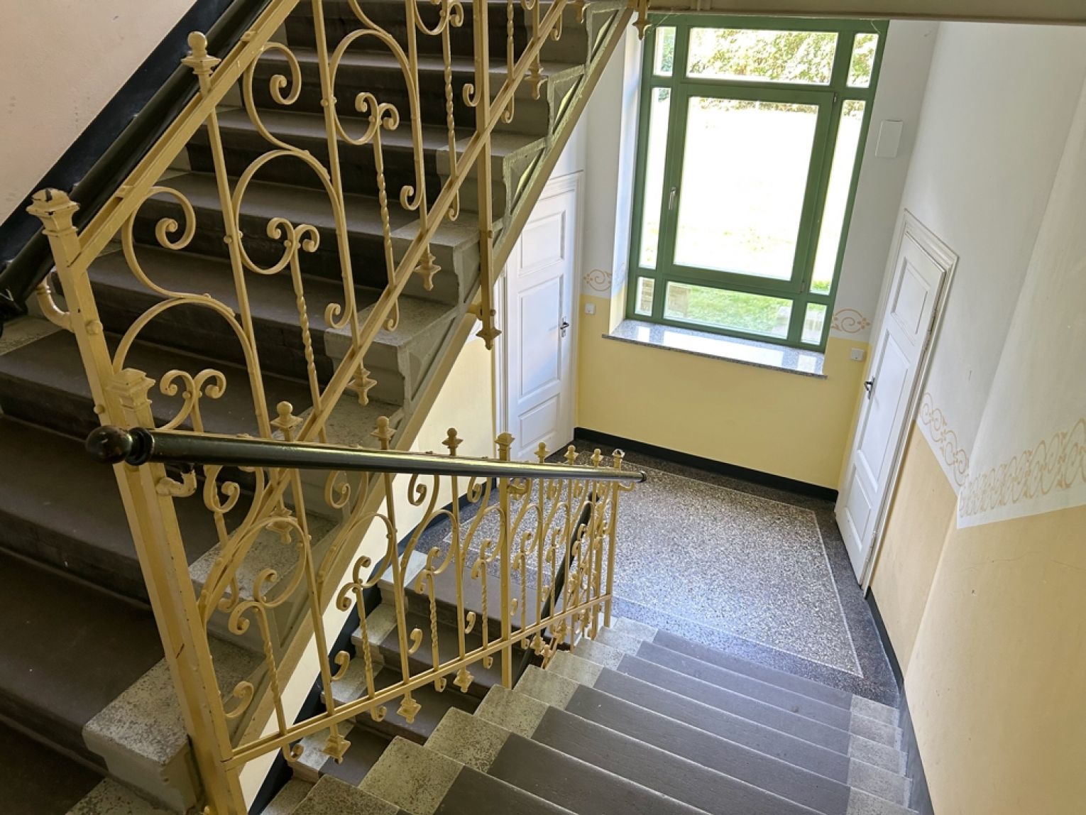 3 Zimmer • mit Balkon • Bad mit Wanne und Dusche • auf dem Schloßberg • zur Miete • in Chemnitz