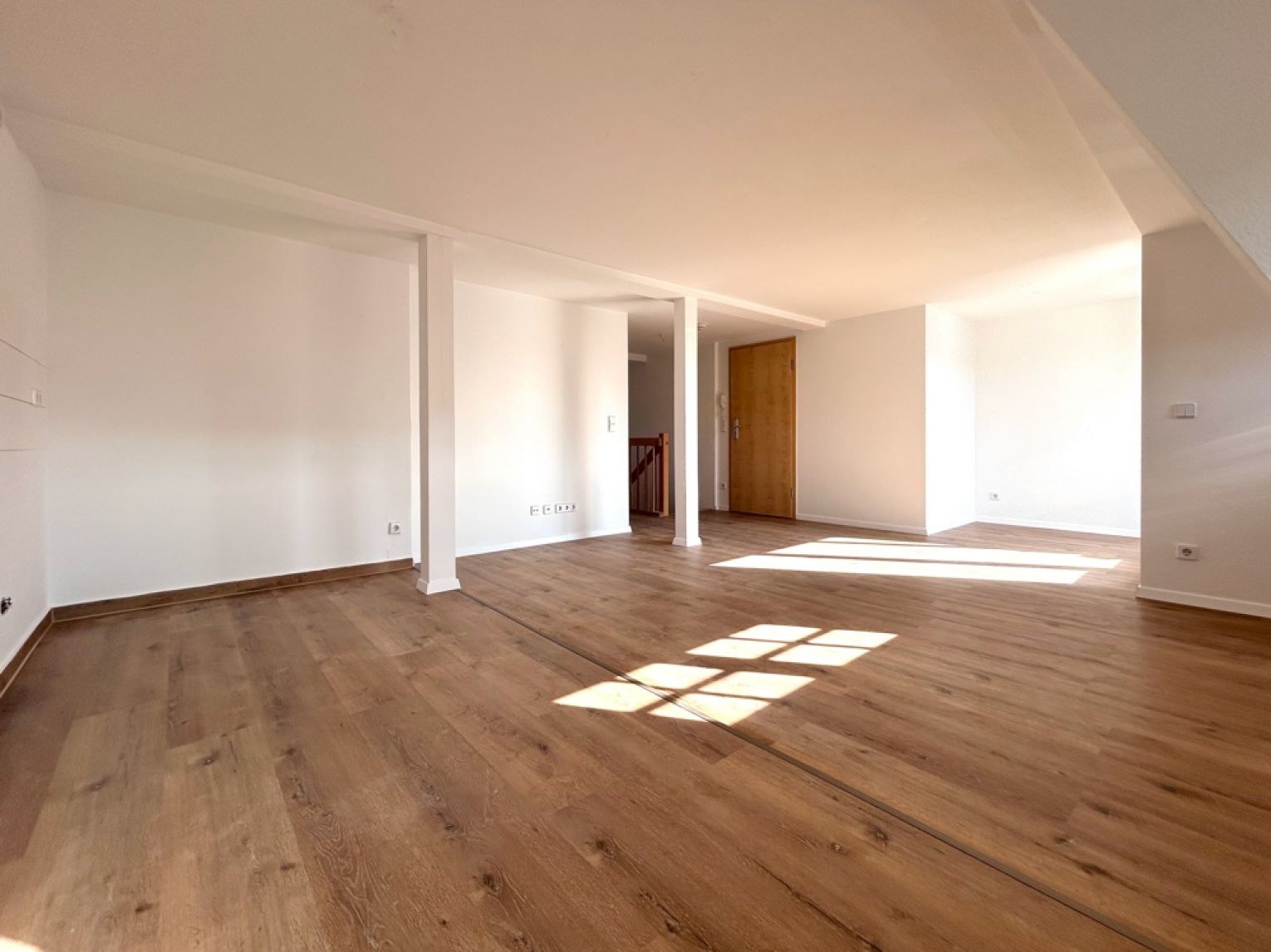 3-Raum Wohnung • im Dachgeschoss • mit Terrasse • offene Küche • Stellplatz • in Chemnitz • Gablenz