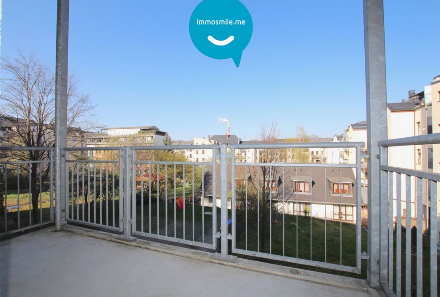 • beste Lage • in Schloßchemnitz • 3-Zimmer • mit Einbauküche • und Balkon • bald wieder frei! - Photo 2