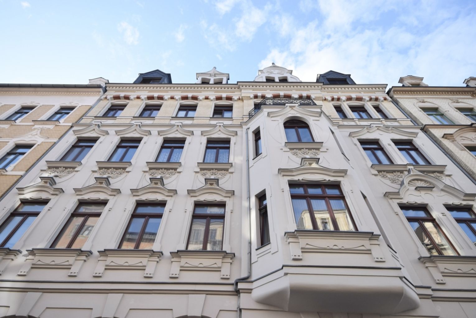 Wintergarten • 2-Raum-Wohnung • Balkon • Laminat • Bad mit Wanne & Dusche • Kaßberg • Termin machen!