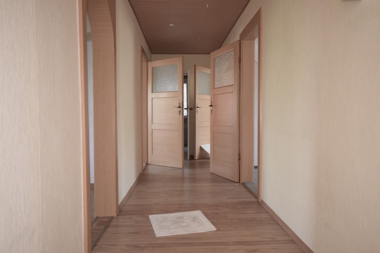 Sanierungsobjekt • 624 qm Wohnfläche • 20km von Landeshauptstadt Dresden entfernt • Share Deal mögl.