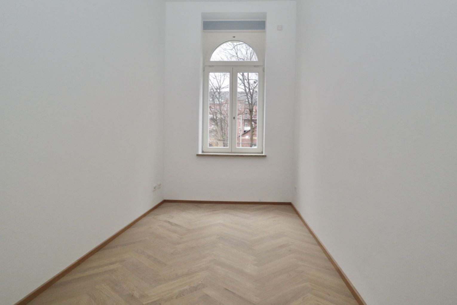6-Raum Wohnung • Erdgeschoss • groß • Sonnenberg • Erstbezug • Chemnitz • Fußbodenheizung • ruf an !