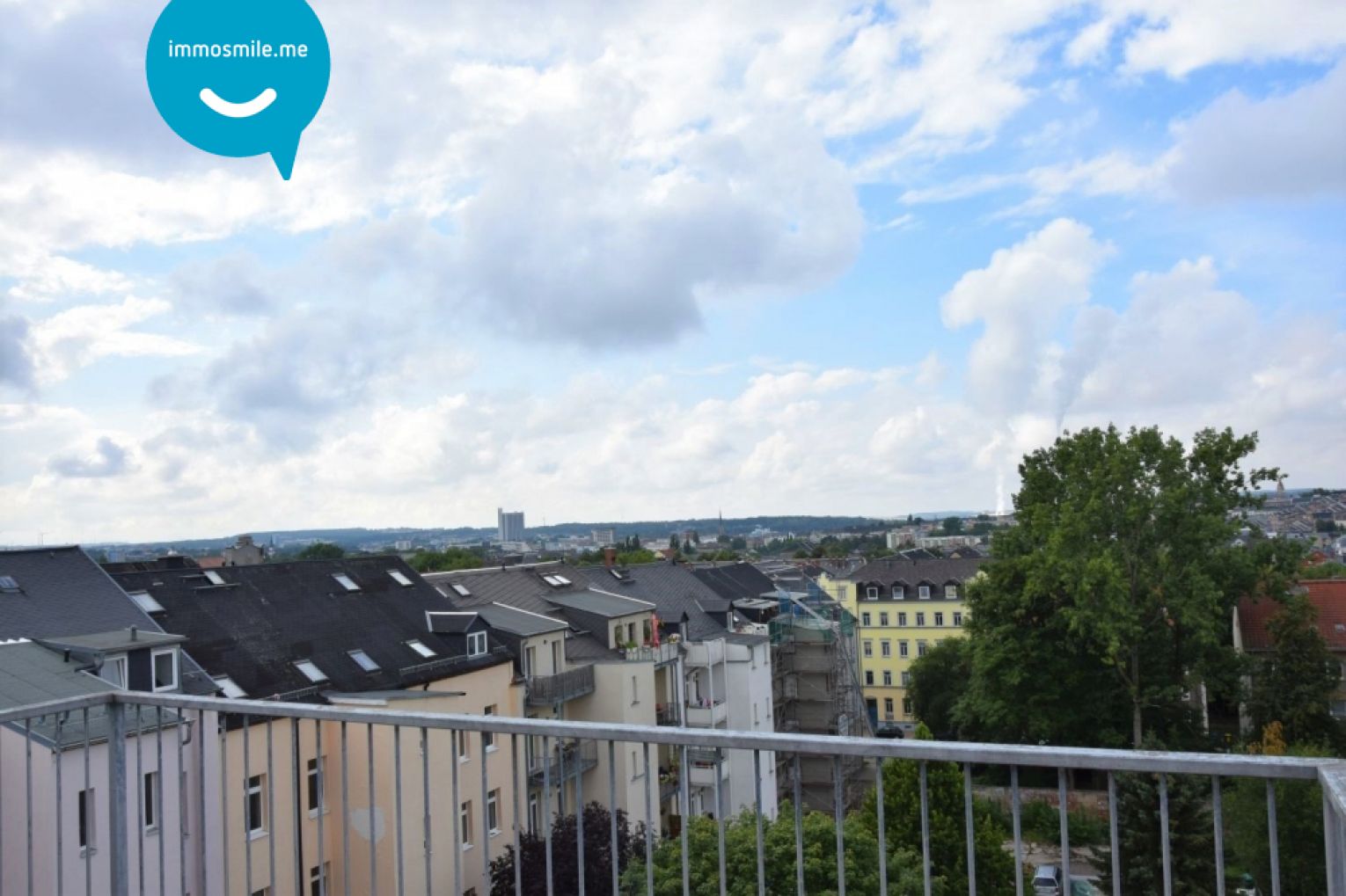 Dachterrasse mit tollem Ausblick • 4-Zimmer • Wohnküche • Laminat • Individuell einrichtbar