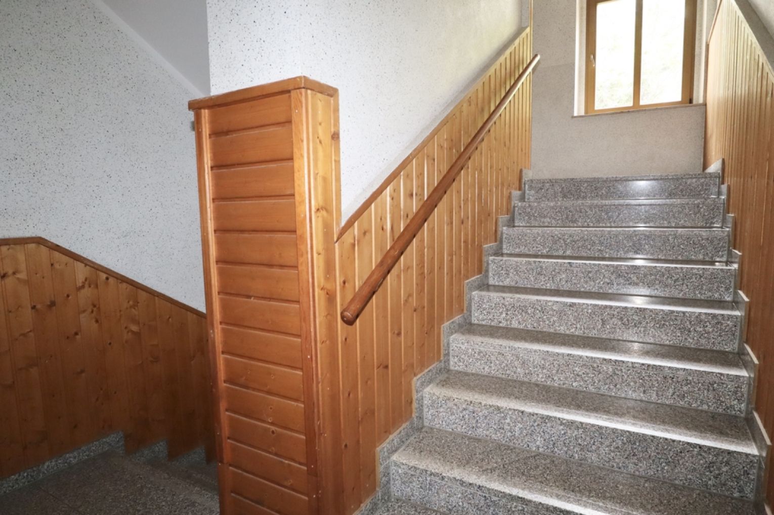 Balkon • Tageslichtbad • Einbauküche • 2-Zimmer Wohnung in Chemnitz • Zentrum • jetzt anrufen
