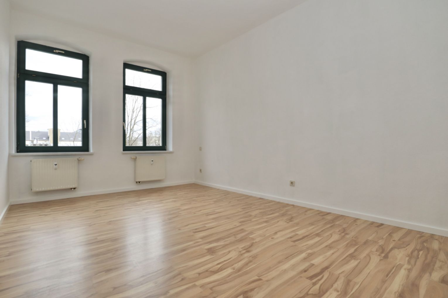 Altendorf • Balkon • 3-Raum Wohnung • Einbauküche • Stellplatz • in Chemnitz • jetzt anrufen