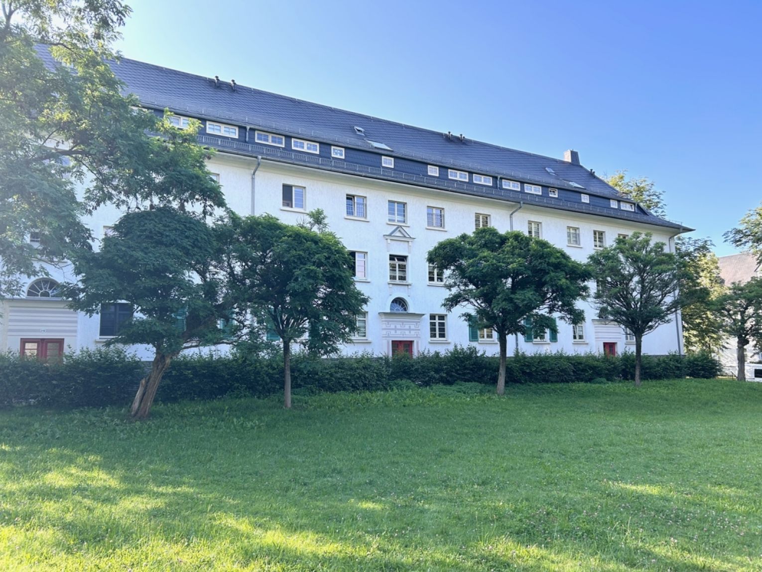 3-Raum Wohnung • im Dachgeschoss • mit Terrasse • offene Küche • Stellplatz • in Chemnitz • Gablenz