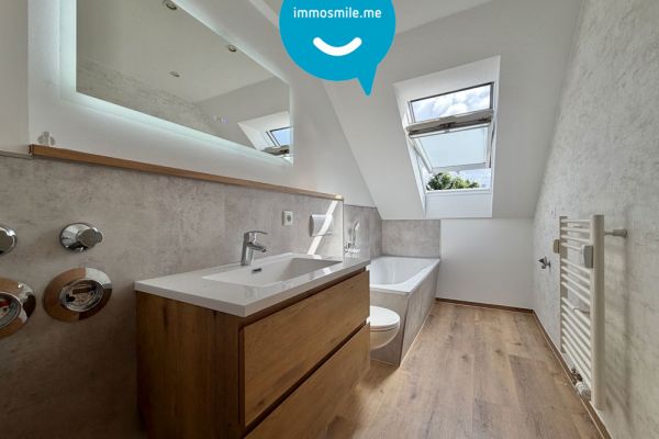 2 Zimmer • Balkon • Dachgeschoss • in Chemnitz • modern und neu • schnell sein und direkt mieten!