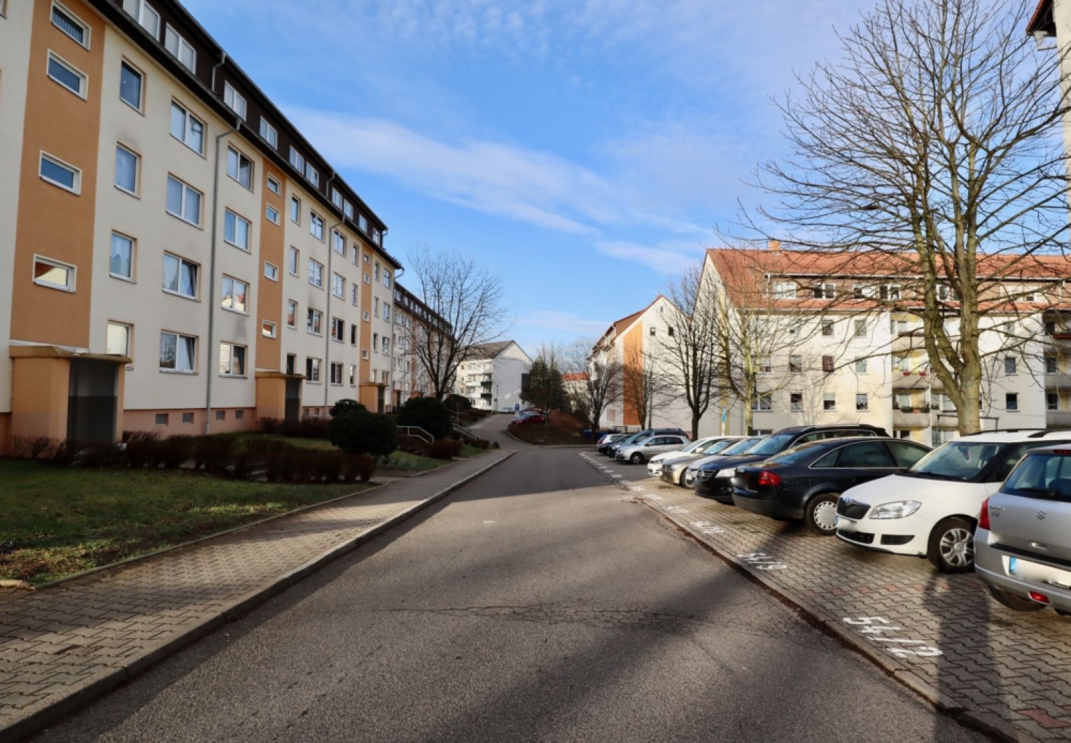 Eigentumswohnung • in Chemnitz • vermietet • 3 Zimmer mit Balkon • mit Stellplatz • in Reichenbrand