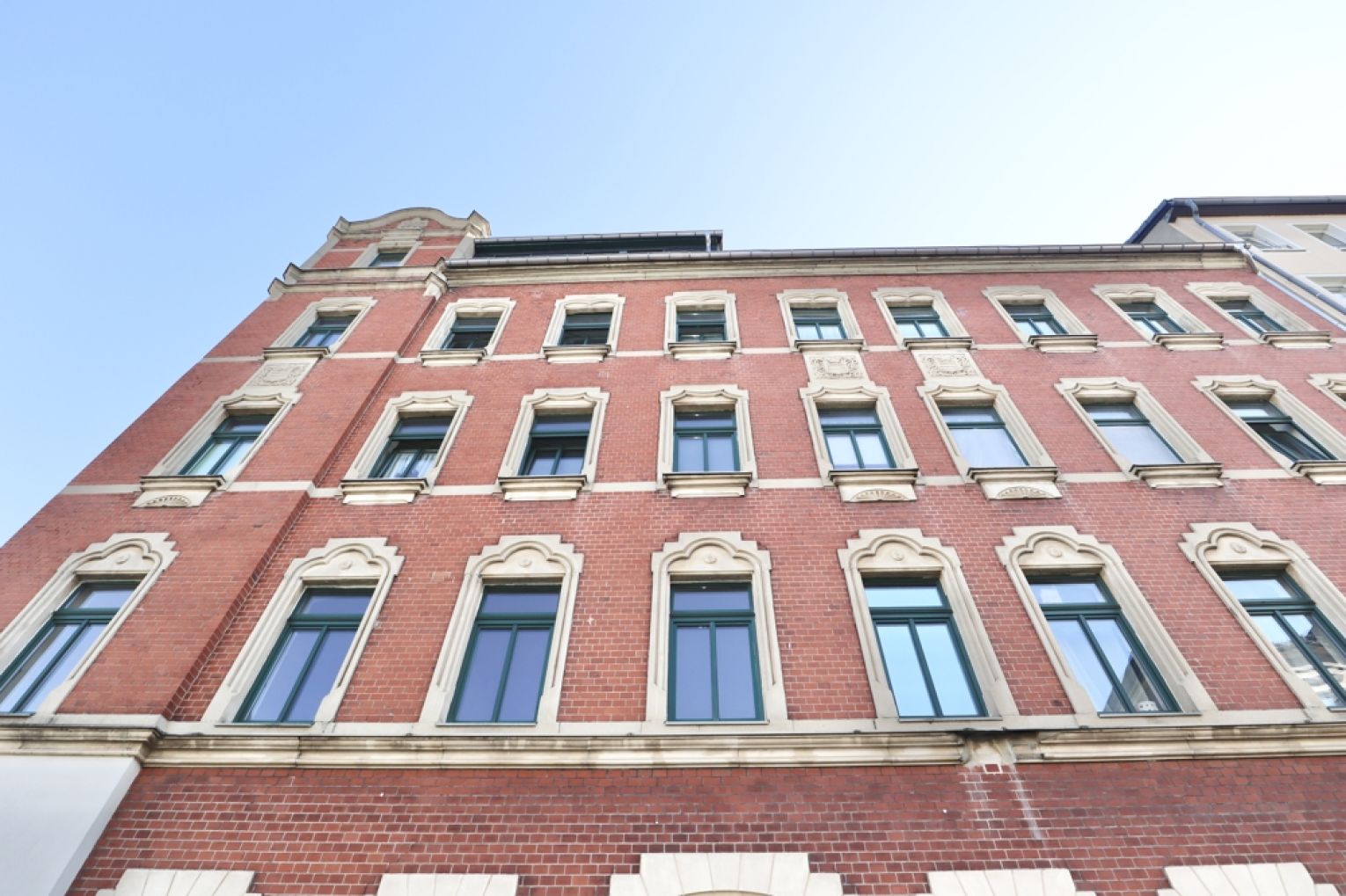 4-Zimmer Wohnung in Chemnitz • Einbauküche • 2 Bäder • Lutherviertel • Balkon • jetzt anrufen