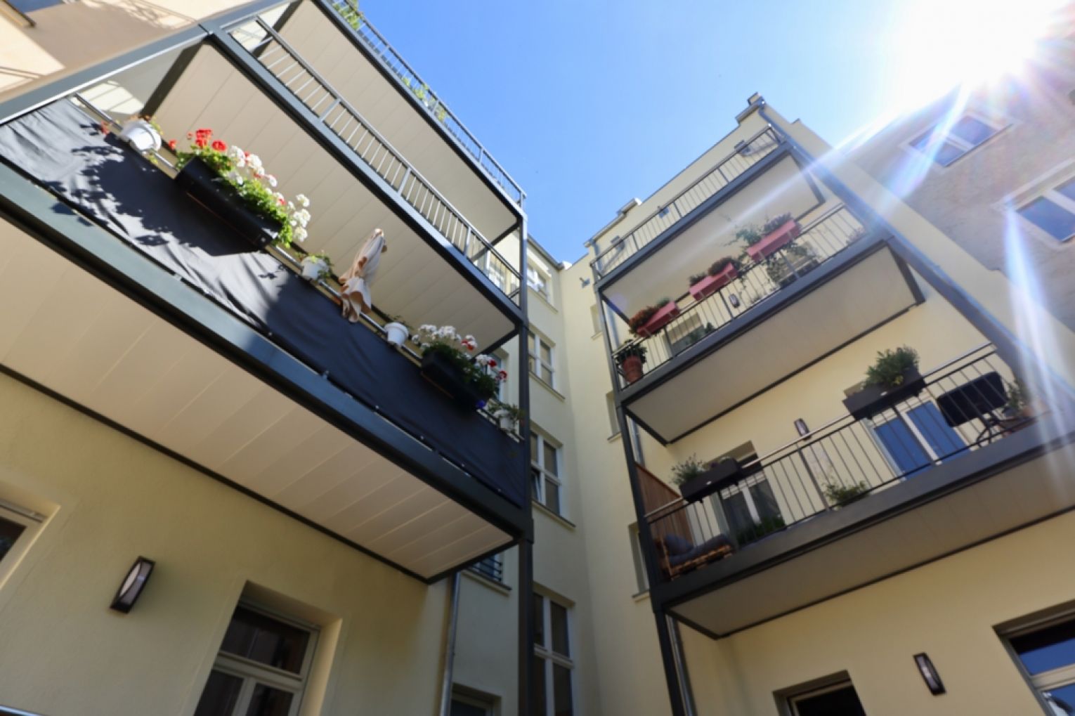 Loggia • Chemnitz • Tageslichtbad • 2-Raum Wohnung • offner Wohn-und Essbereich • zur Miete