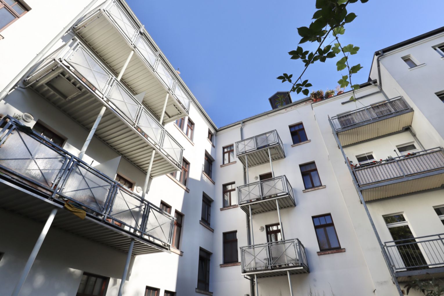 Dachgeschoss • 2-Raum • Wanne • in Chemnitz •  Schloßchemnitz • mal was anderes • jetzt MIETEN