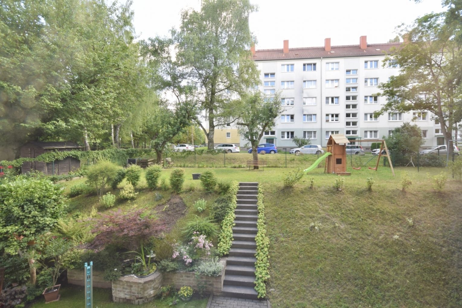 2-Zimmer • Einbauküche • 2 Balkone • Laminat • großes Wohnzimmer • Kaßberg • jetzt anschauen!