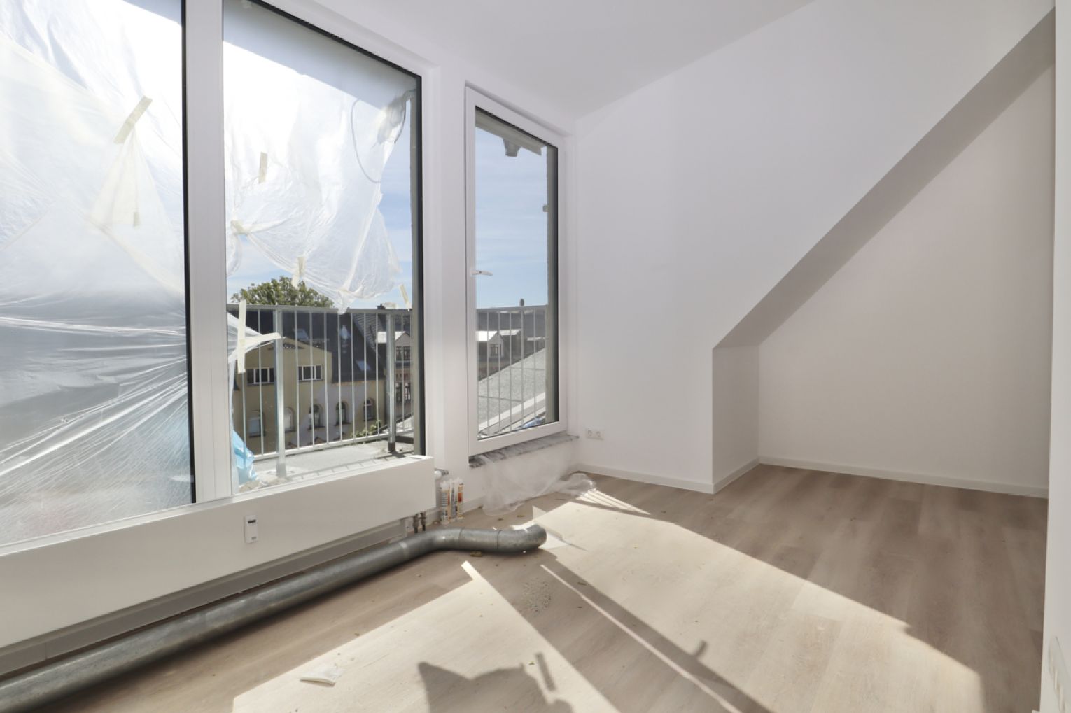 Schloßchemnitz • Maisonette • 3-Raum Wohnung • Erstbezug • Tageslichtbad •  Terrasse • jetzt anrufen