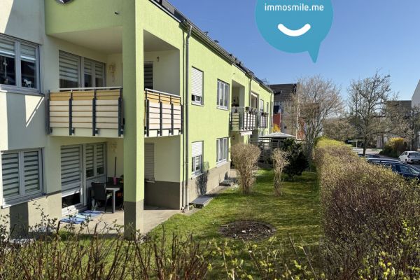 3-Raum-Erdgeschoss Wohnung • Aussenterrasse • Grüna • Tiefgarage • modernes Laminat • beliebte Lage