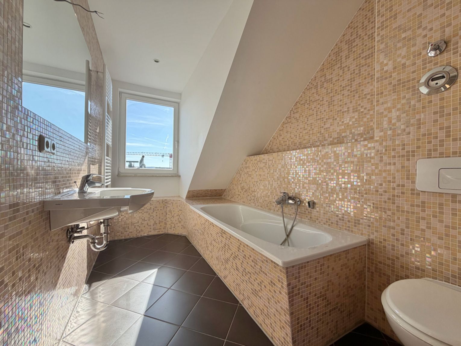 Dachgeschoss • Maisonette • Eigentumswohnung • 3 Zimmer • in Chemnitz • selbst nutzen • schnell sein