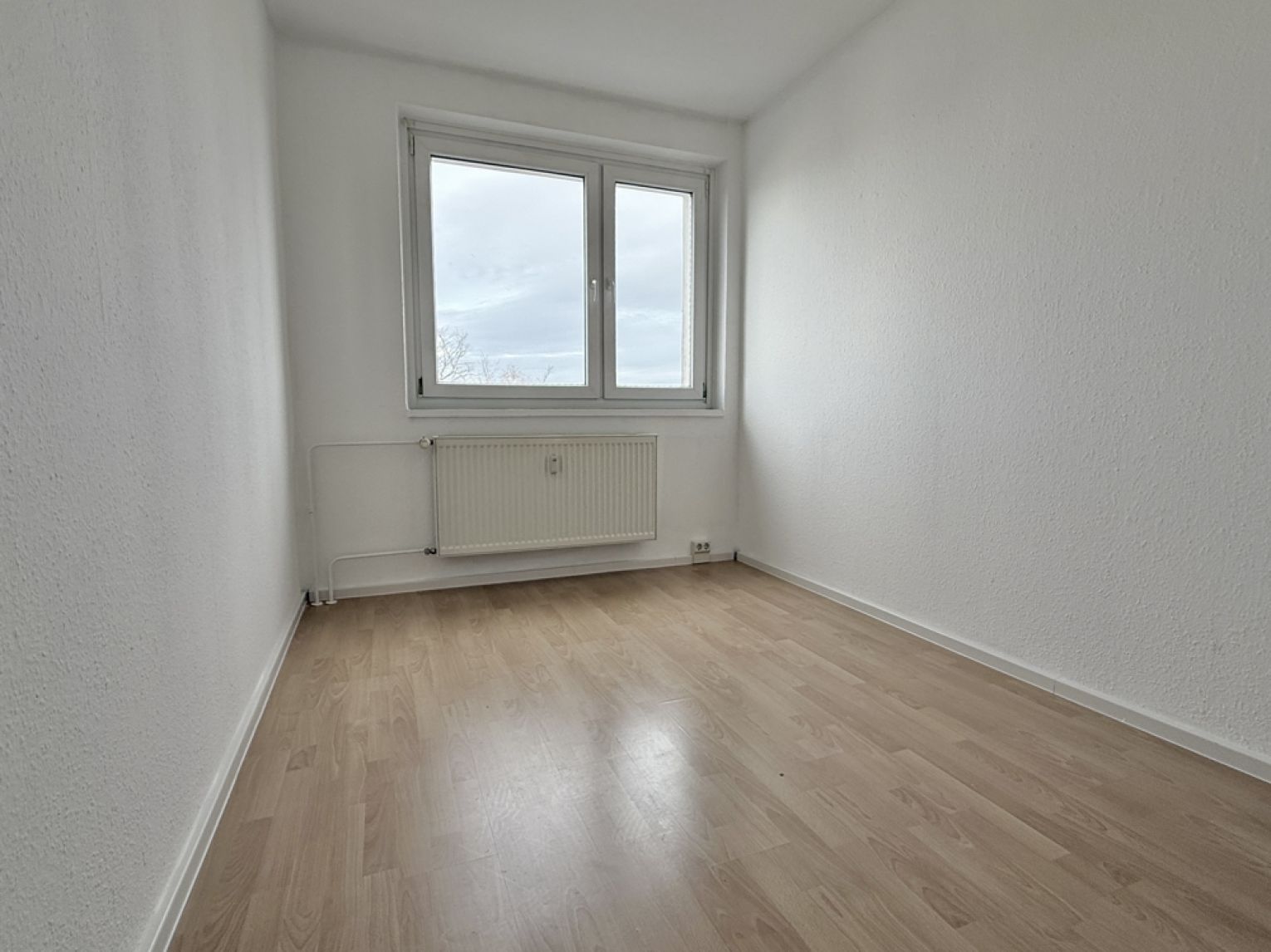 TOP • 3-Zimmer Wohnung • in Kappel • Balkon • Laminat • Einbauküche • jetzt mieten !?