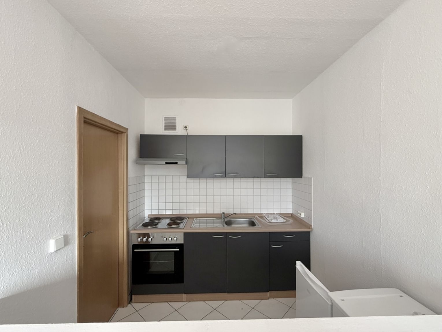 TOP • 3-Zimmer Wohnung • in Kappel • Balkon • Laminat • Einbauküche • jetzt mieten !?