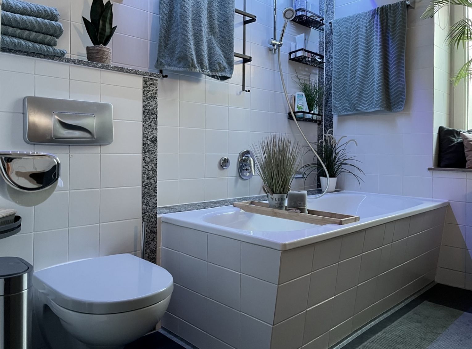 3-Raum Wohnung • Kaßberg • offene Küche • großer Balkon • Stellplatz • in Chemnitz • schnell sein