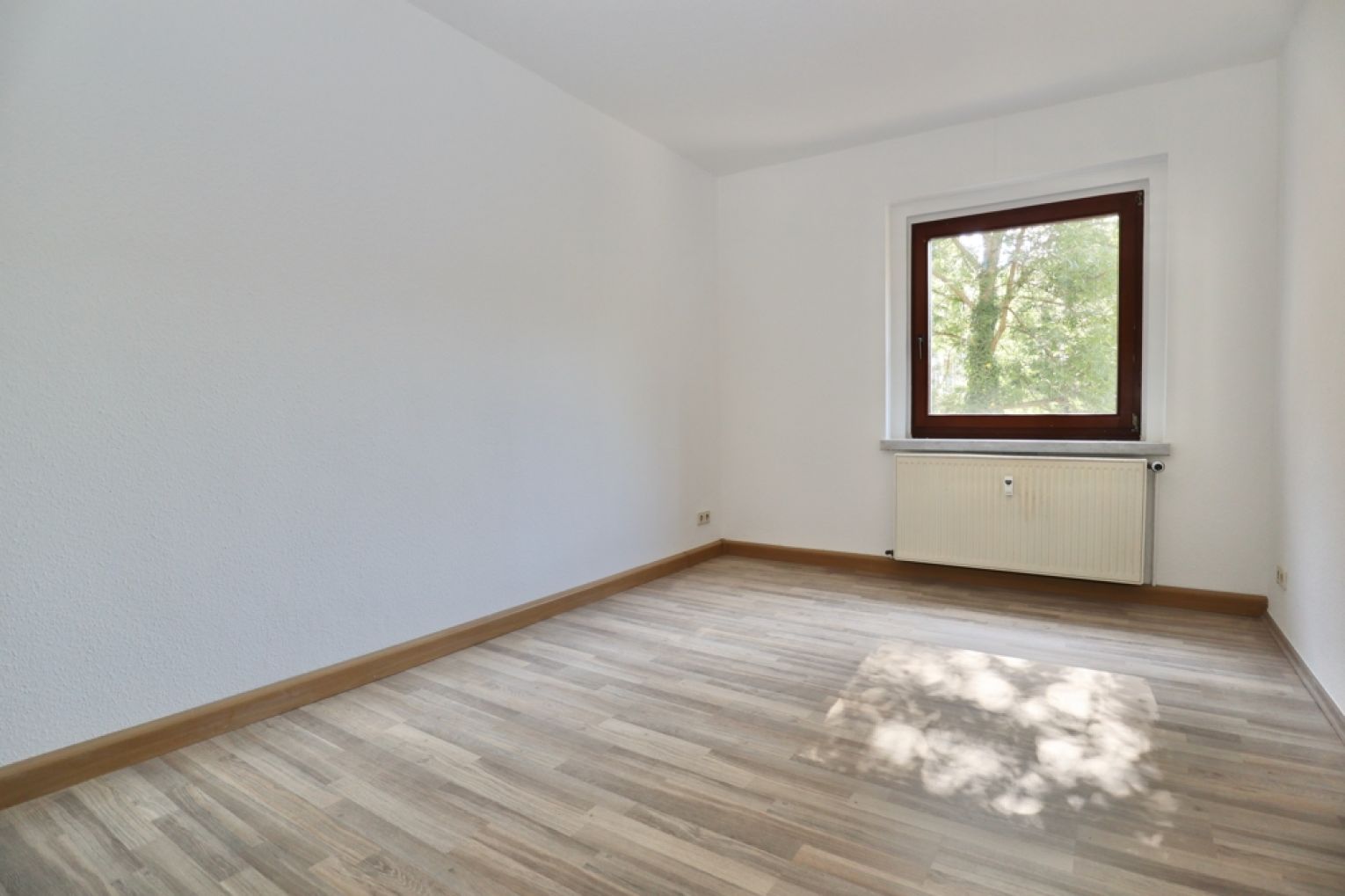 Einbauküche • 2-Raum Wohnung • in Chemnitz • neues Bad • Sonnenberg • saniert • schnell sein
