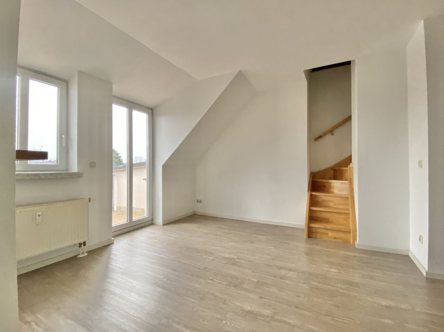Schnell sein lohnt sich • Maisonettewohnung mit Balkon • Küche • 4 Zimmer • Limbach-Oberfrohna