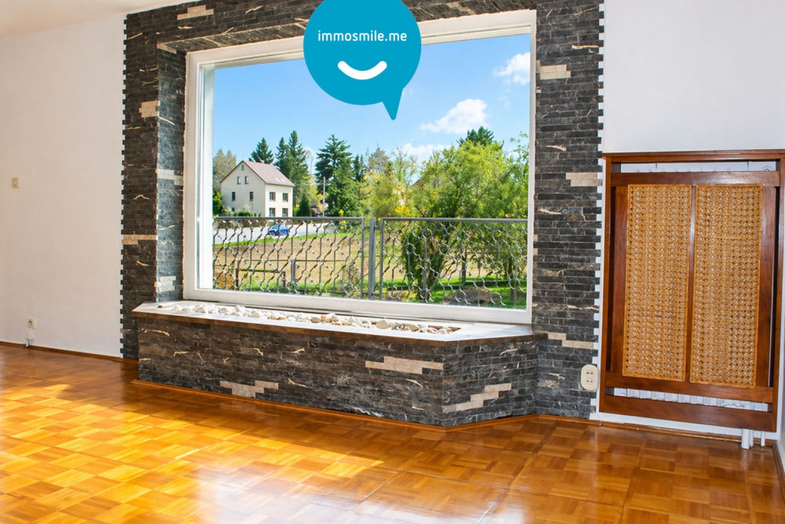 Hartmannsdorf • viel Platz • 4-5 Zimmer • eigener Garten • Terrasse • Garage • wie im Eigenheim