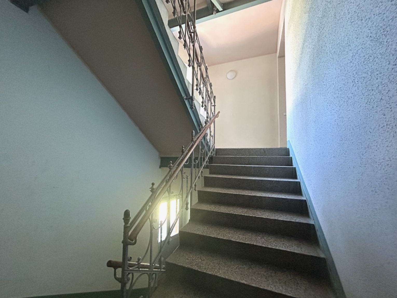 Altchemnitz • Eigentumswohnung • 3 Zimmer • vermietet • mit Balkon • Anschauen und Kaufen