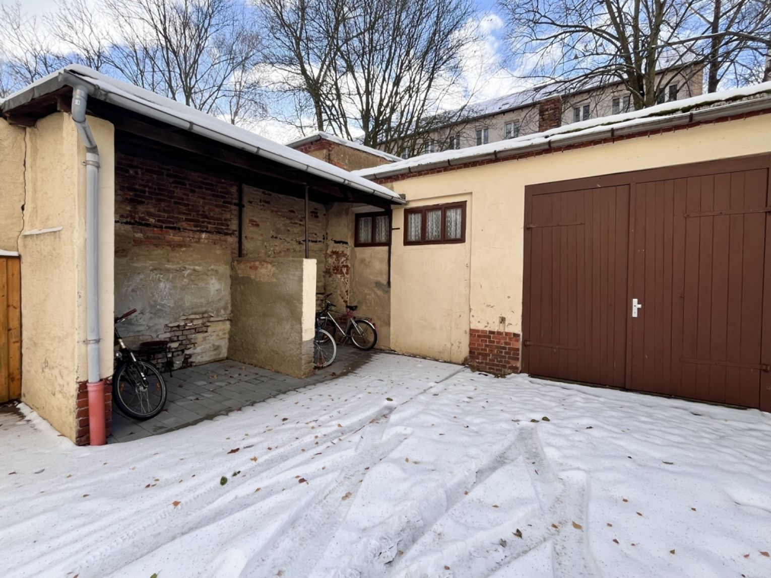 Chemnitz • Bernsdorf • Anlageobjekt • Balkone • Garagen • gleich Exposé anfordern