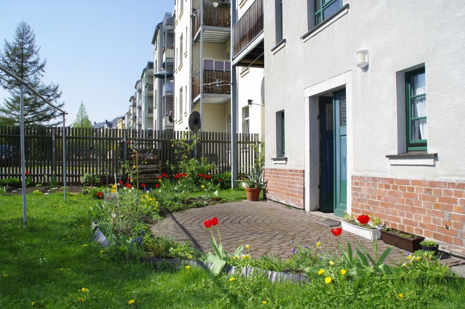 90 qm • optionale Einbauküche • 3-Zimmer • Essküche • Sonnenbalkon • Lift • Wanne • Abstellraum
