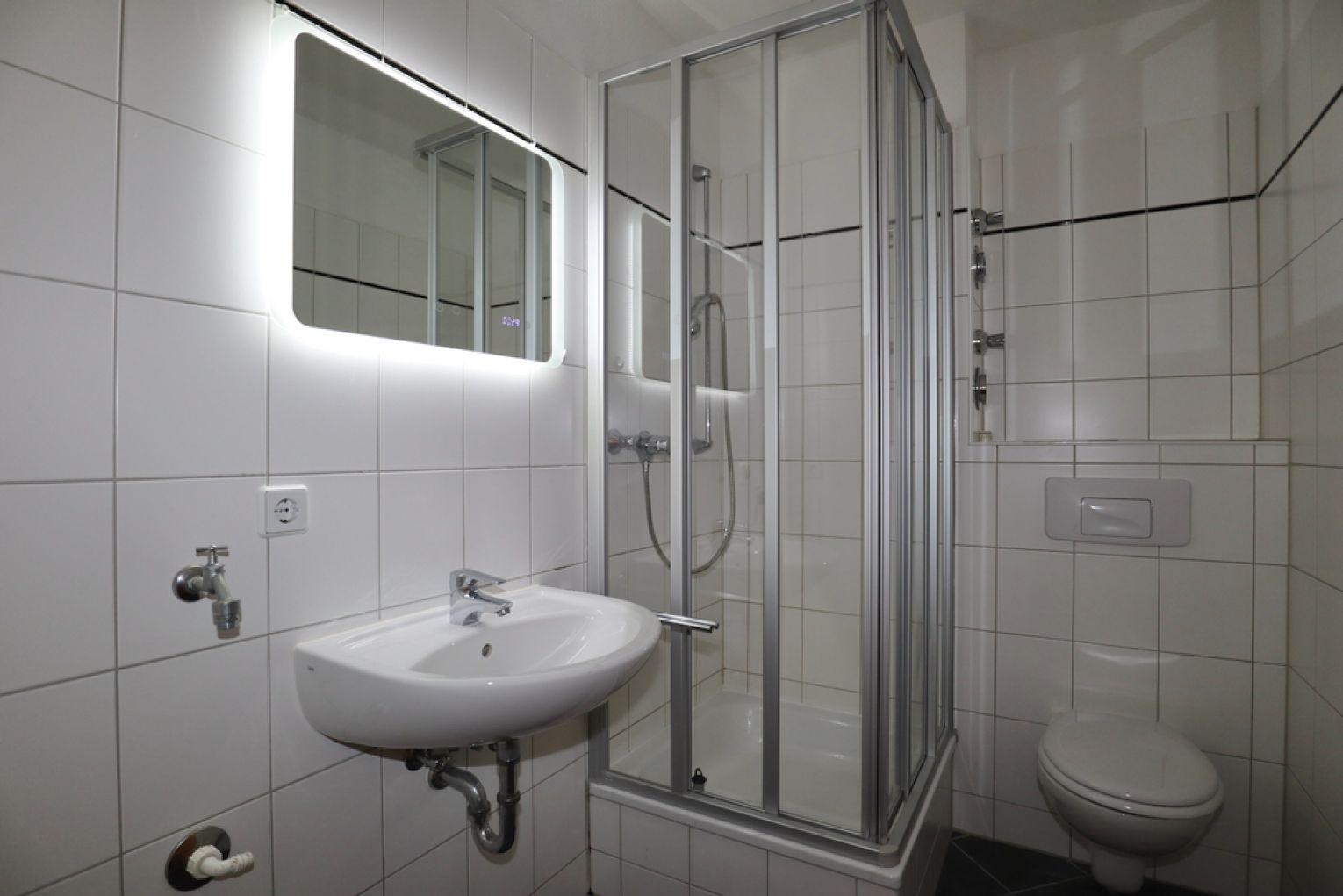 1-2 Zimmer • mit Küche • modernes Wohnen • Nähe zum Brühl • im Zentrum • zur Miete