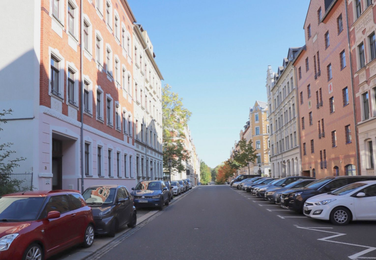 Schloßchemnitz • 2 Zimmer • Balkon • schickes neues Laminat • ruhige Lage • gleich mal anschauen!?
