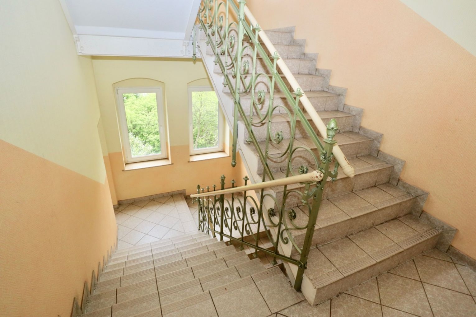 Eigentumswohnung • individuell • 2 Balkone • 7- Zimmer • Terrasse • zur Eigennutzung • zum Kauf