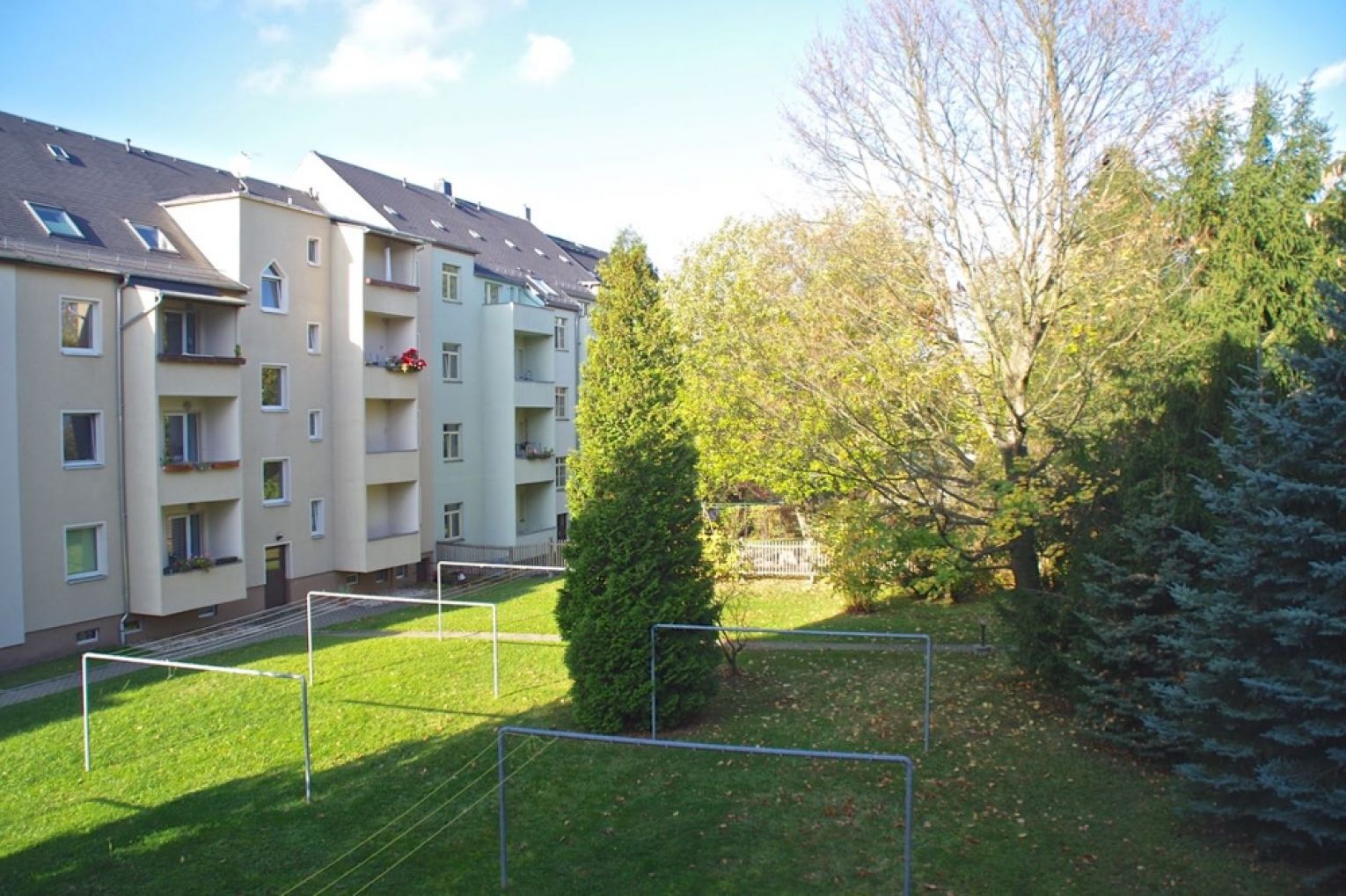 TOP • Laminat • 5-Zimmer • Laminat  • 2 Bäder mit Wanne & Fenster • gleich anschauen • Chemnitz