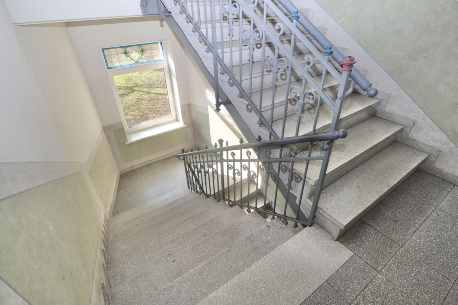 2-Raum Wohnung in Chemnitz • Balkon • Wanne • Einbauküche • Kaßberg • jetzt anrufen • Gutschein