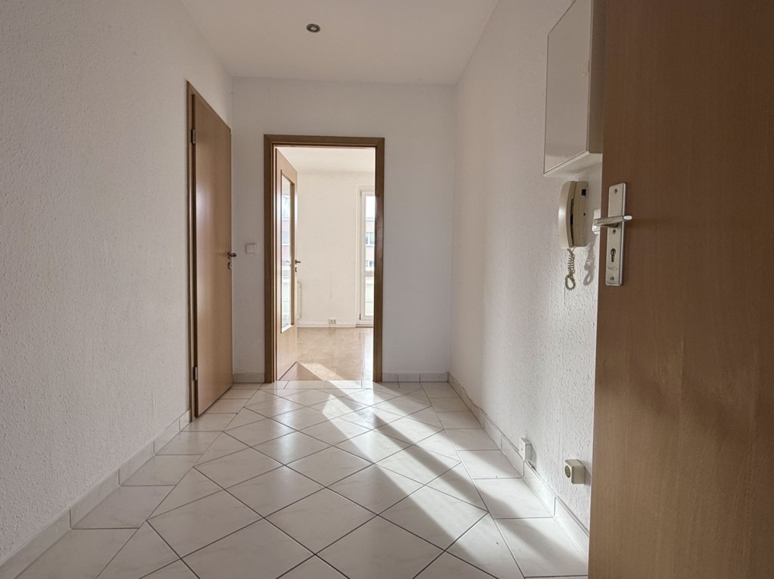 TOP • 3-Zimmer Wohnung • in Kappel • Balkon • Laminat • Einbauküche • jetzt mieten !?