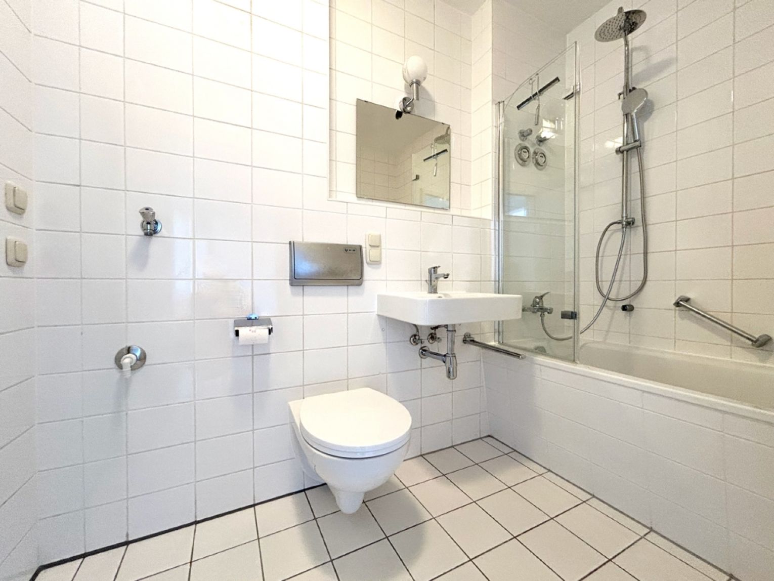 3 Zimmer • im Zentrum • Chemnitz • ruhige Lage • Einbauküche • TG-Stellplatz • jetzt mieten !