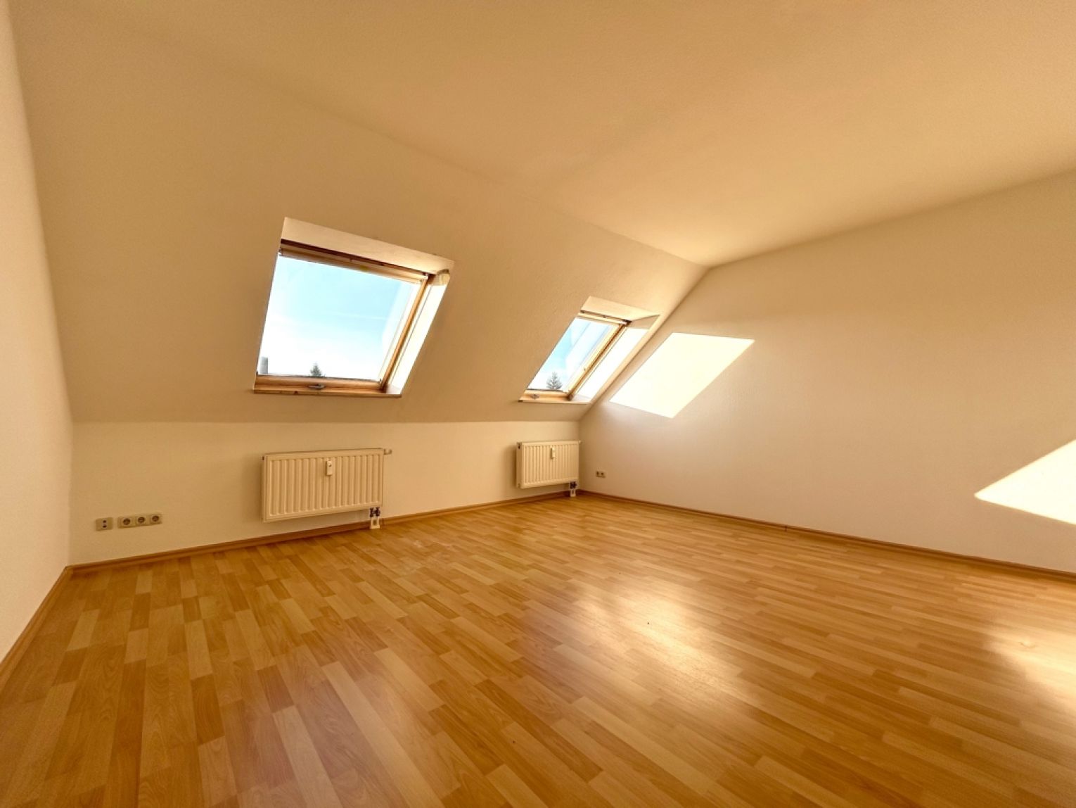 Gablenz • Eigentumswohnung • Balkon • Dachgeschoss • zur Selbstnutzung • Kauf