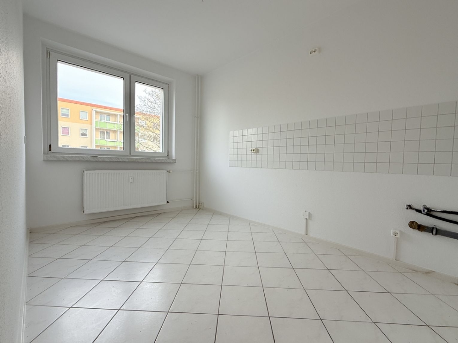 TOP • 2-Zimmer Wohnung • in Kappel • Balkon • modernes neues Laminat • mit Dusche • jetzt mieten !?