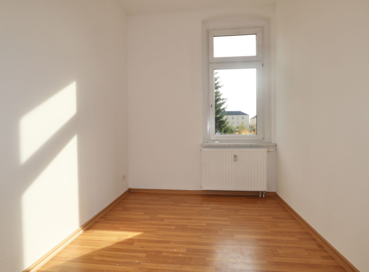 Gutschein • 3-Raum Wohnung • Balkon • Einbauküche • Sonnenberg • jetzt mieten • Kaltmietfrei