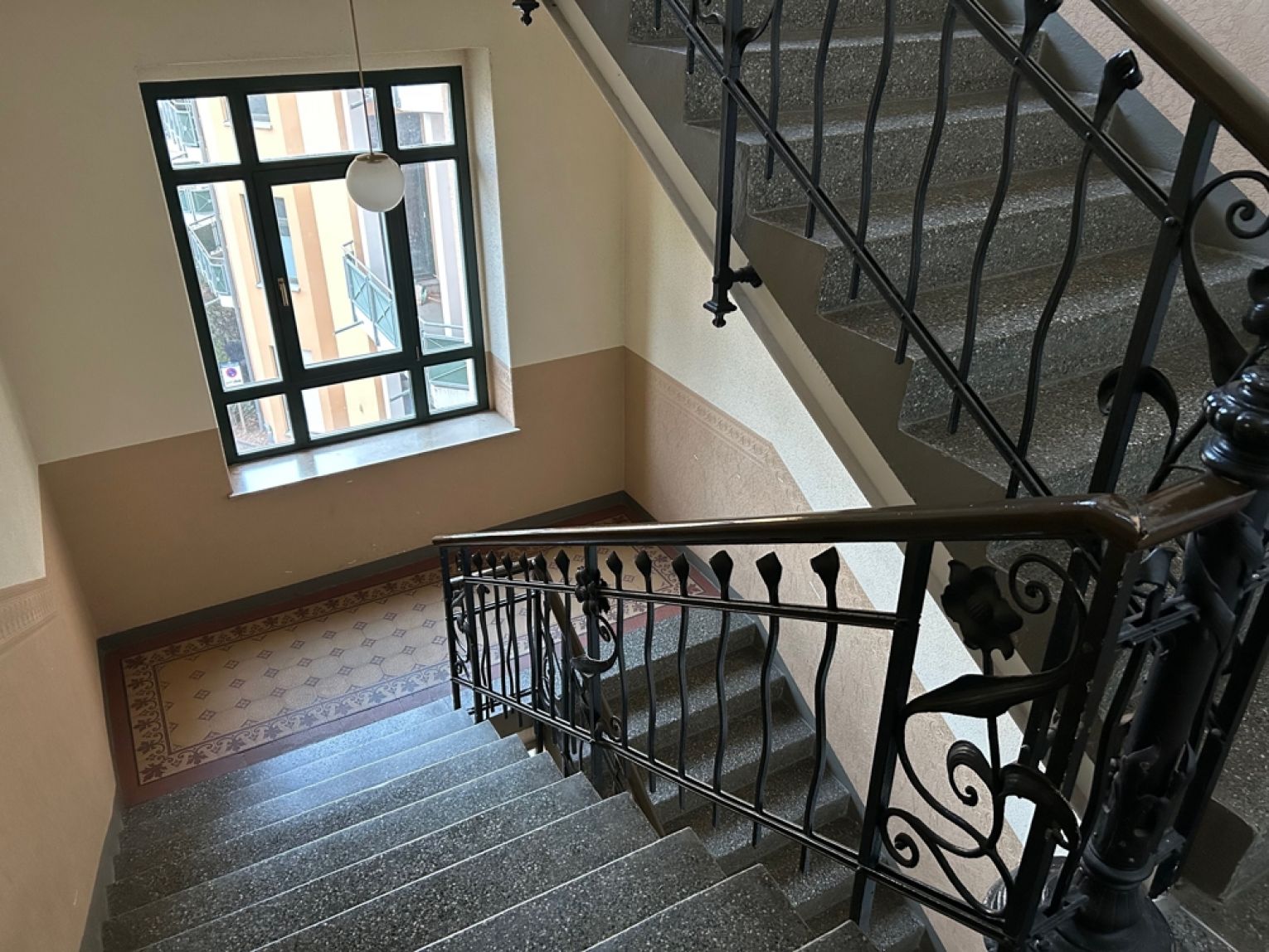 Balkon • 2 Zimmer • Eigentumswohnung • Zentrum • Chemnitz • jetzt Exposé anfordern