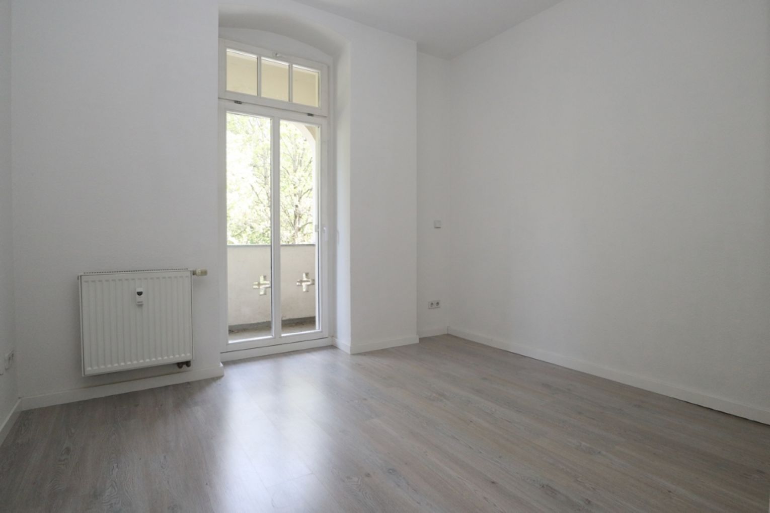2-Raum Wohnung • Kaßberg • zur Miete • mit Balkon • Chemnitz • offene Küche • Erker