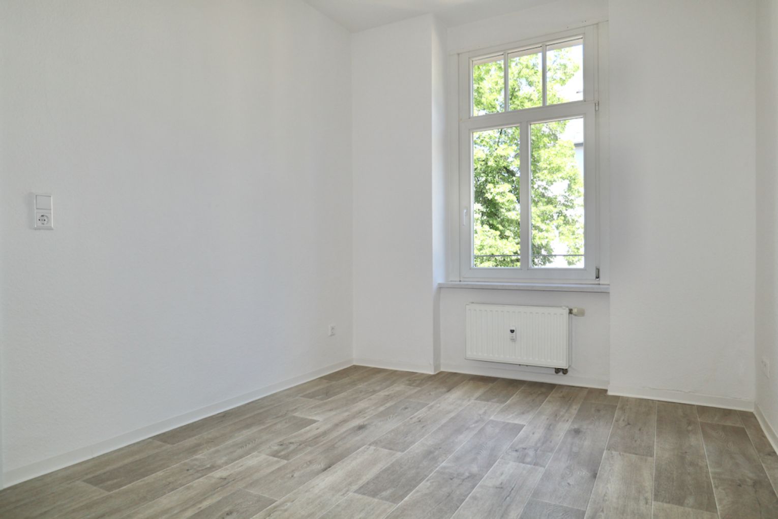 3- Zimmer • in Chemnitz • mit zwei Balkonen • Kaßberg • zur Miete • Einbauküche • bald wieder frei