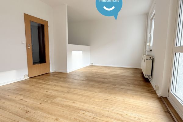 TOP • 2-Zimmer Wohnung • in Kappel • Balkon • modernes neues Laminat • mit Wanne • jetzt mieten !?