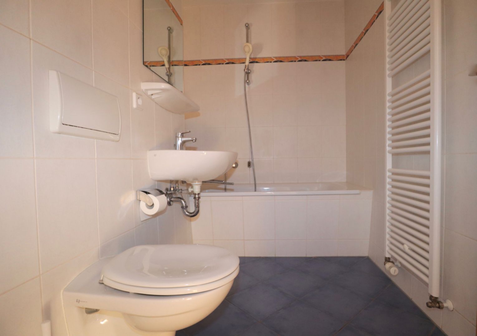 Balkon • 2-Raum Wohnung • in Chemnitz • Einbauküche • Hilbersdorf • jetzt anrufen! - Photo 1