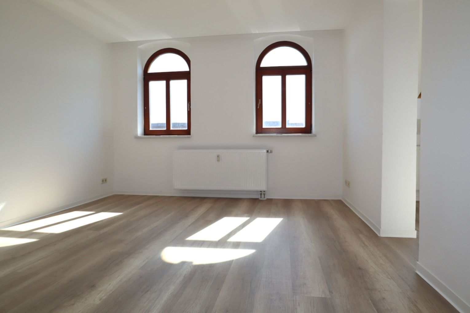 praktisch • modern renoviert • 2-Zimmer • zentrumsnah • Gartennutzung • Dachgeschosswohnung