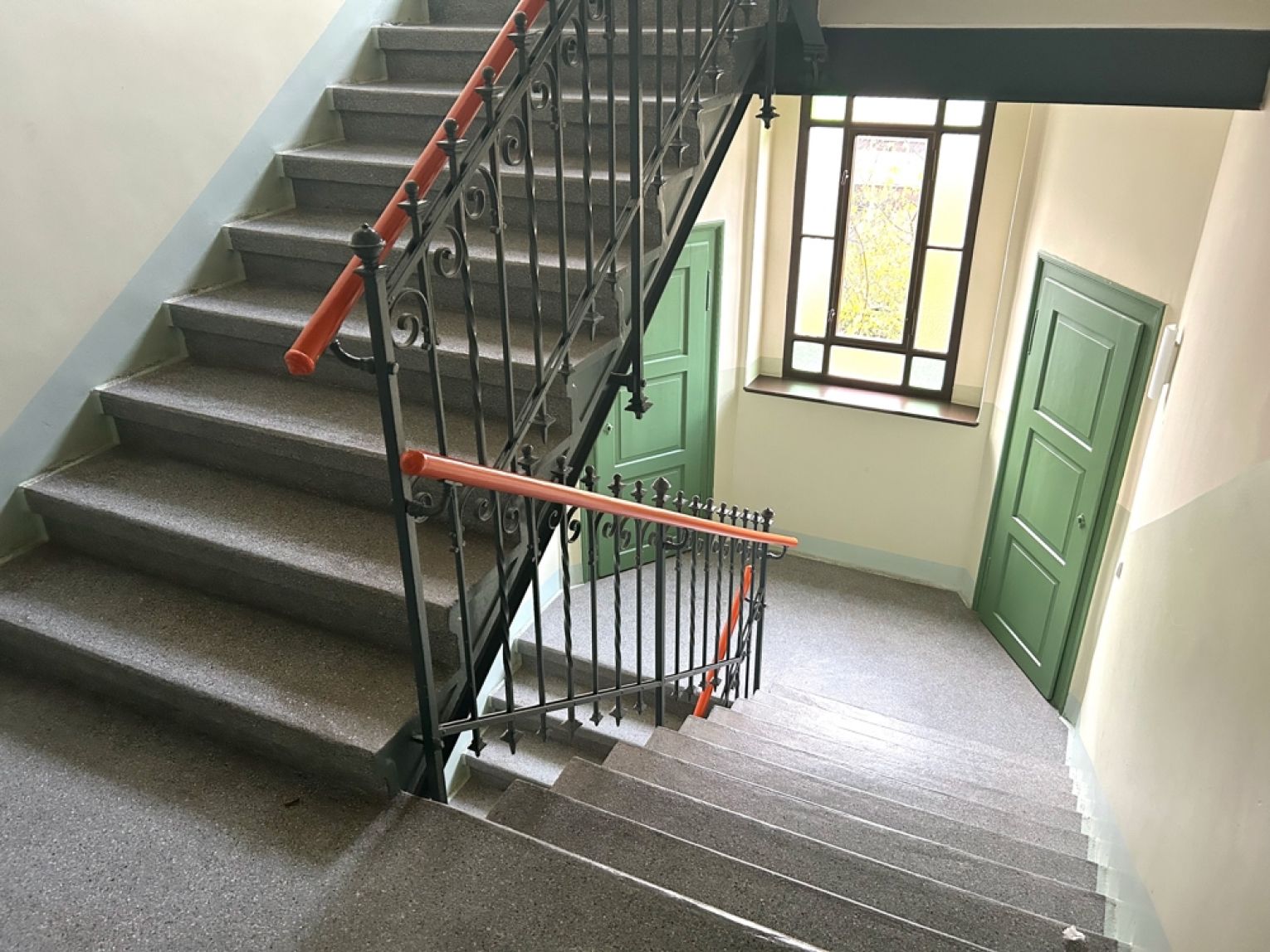 Eigentumswohnung • drei Wohnungen in einem Haus • mit Balkon • vermietet • Kapitalanlage • Chemnitz