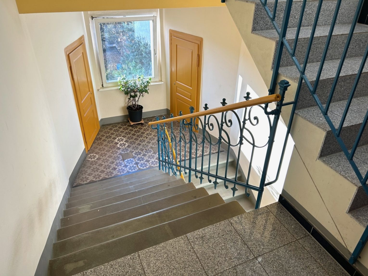 Altendorf •  Chemnitz  • 2-Zimmer • Einbauküche • gemütlich • jetzt Termin vereinbaren