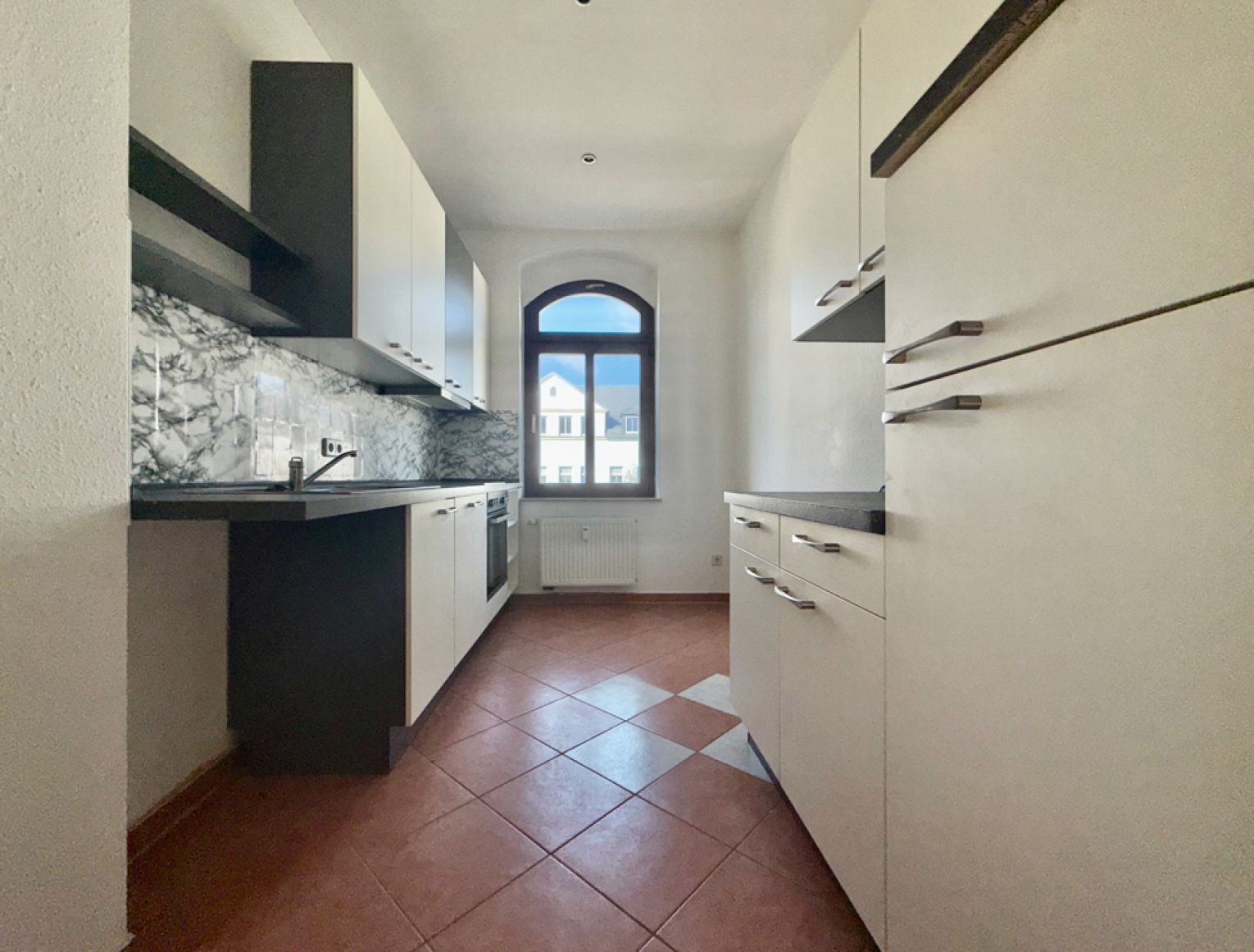 auf dem Kaßberg • in Chemnitz • Eigentumswohnung • vermietet • 2 Zimmer • nicht lange warten!