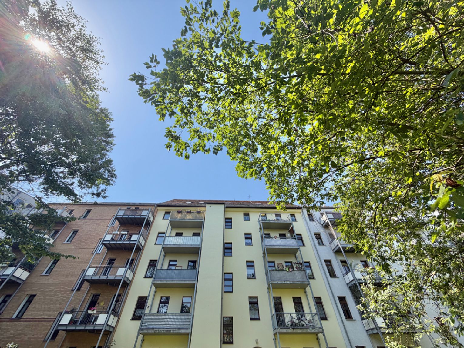 2 Zimmer • Schloßchemnitz • Eigentumswohnung • zum Kauf • vermietet • mit Balkon • Aufzug • kaufen!