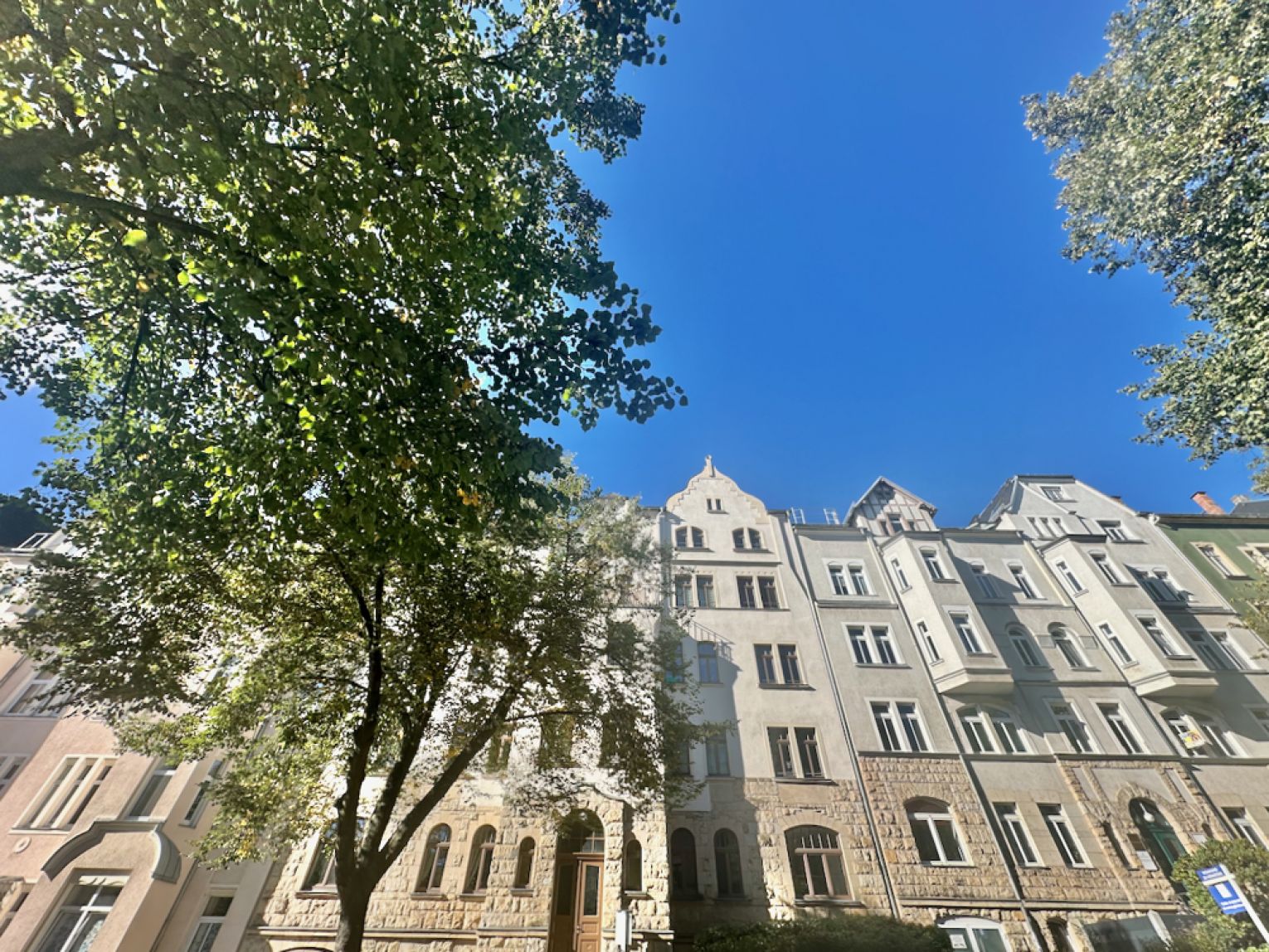 Kaßberg • große 3-Raum Wohnung • Dachgeschoss • Balkon • Chemnitz • modern • jetzt mieten