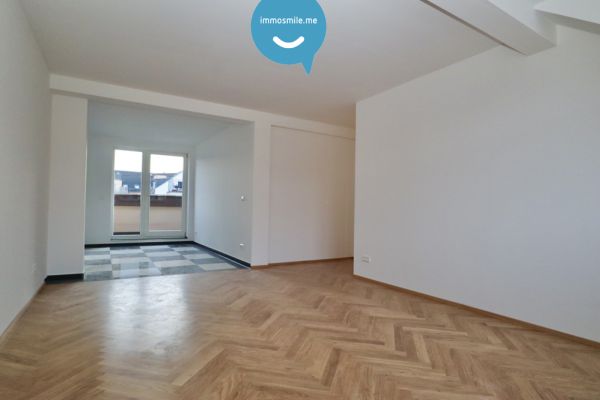 ERSTBEZUG • 3 Zimmer • Fußbodenheizung • schöner Grundriss • Tageslichtbad • Aufzug • Chemnitz